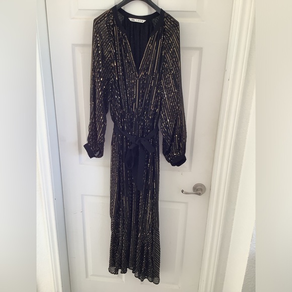Zara Black and bronze sequin long sleeve, midi dress. - Picture 4 of 12